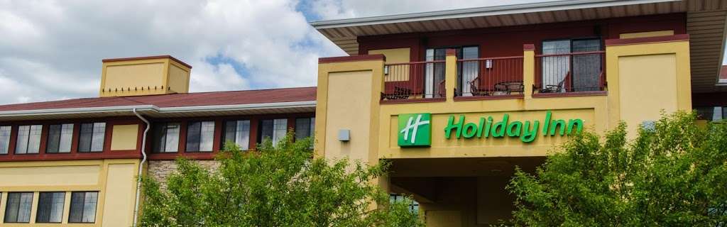 Holiday Inn Pewaukee-Milwaukee West | N14 W24140, Tower Pl, Pewaukee, WI 53072, USA | Phone: (262) 506-6300