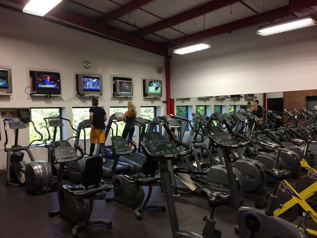 Fitness Academy/The Gym At Brewster Ice Arena | 3507, 63 Fields Ln, Brewster, NY 10509, USA | Phone: (845) 279-2600