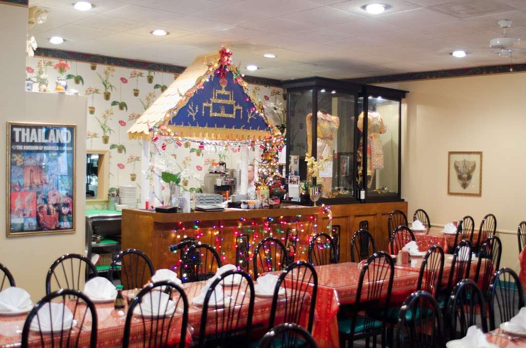 Thai Orchid Restaurant | 4223 Providence Rd #7, Charlotte, NC 28211, USA | Phone: (704) 364-1134