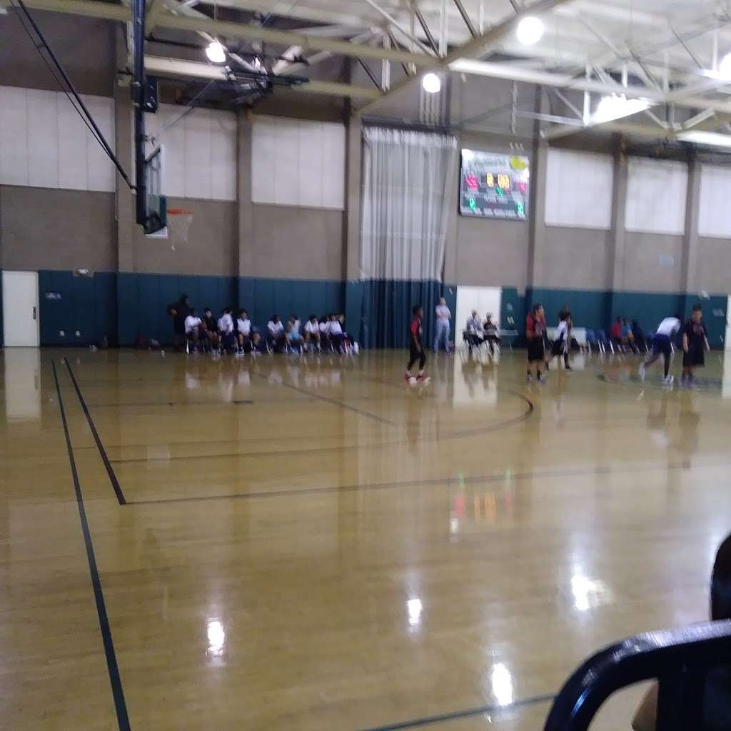 Cabrillo High Small Gym | 2100-, 2198 Monitor Ave, Long Beach, CA 90810, USA