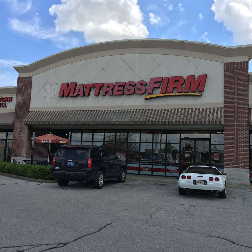 Mattress Firm Clearance | 795 US-31 Ste A, Greenwood, IN 46142, USA | Phone: (317) 889-3501