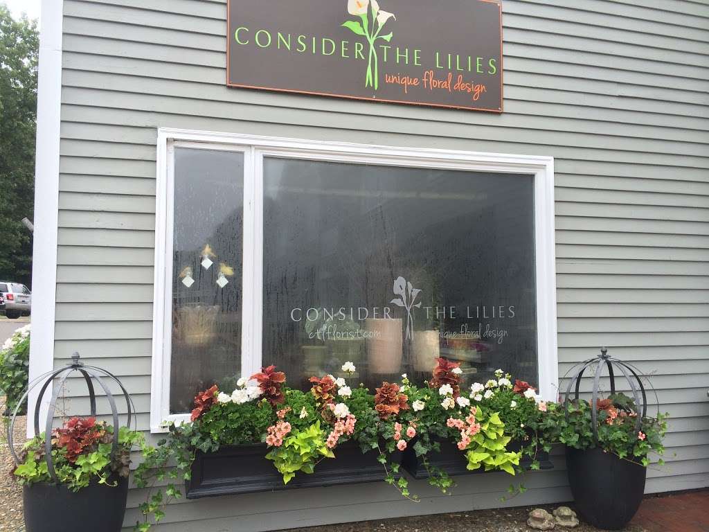 Consider the Lilies | 35 Depot St, Duxbury, MA 02332, USA | Phone: (781) 934-5965