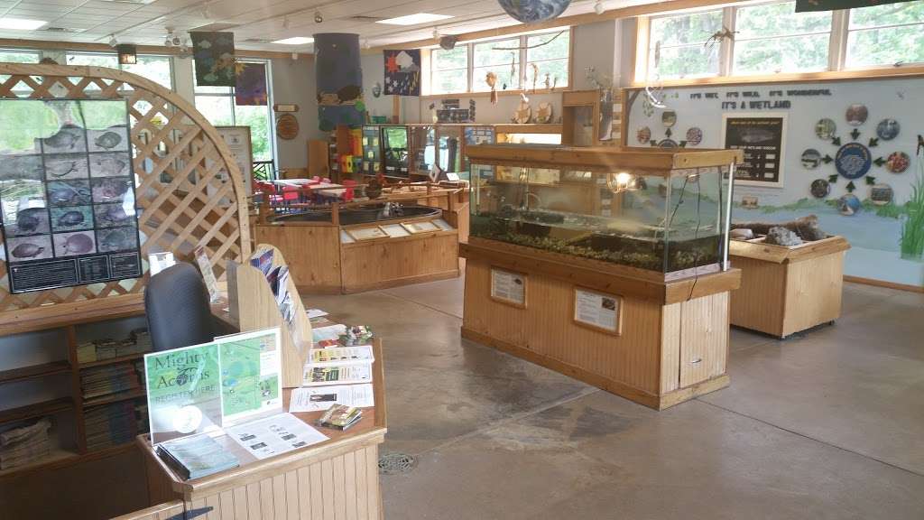 Sand Ridge Nature Center | 15891 Paxton Ave, South Holland, IL 60473, USA | Phone: (708) 868-0606