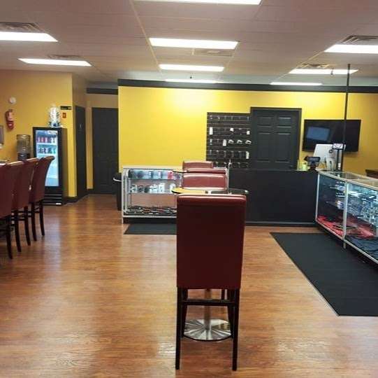 Unreal Vapors Smyrna | 1231 S Dupont Blvd #102, Smyrna, DE 19977, USA | Phone: (844) 486-7325