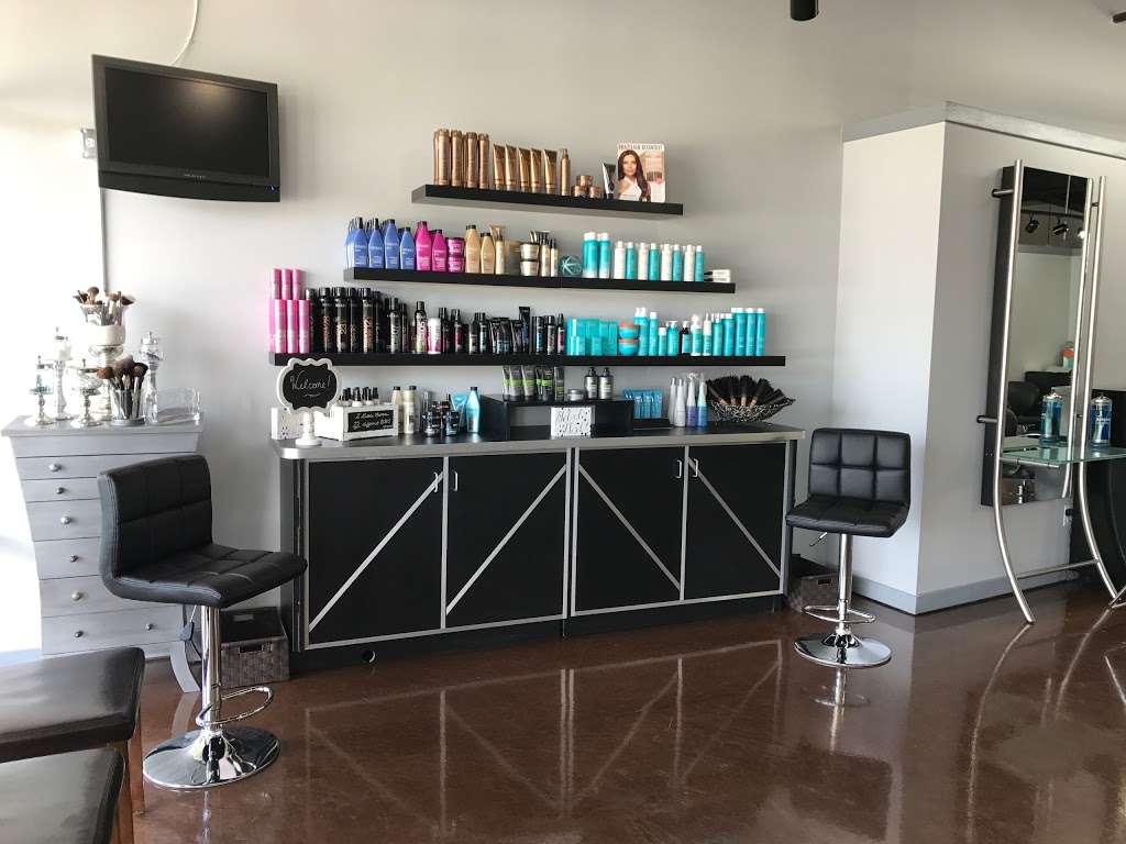 Chazios Boutique Salon | 4075 Algonquin Rd, Algonquin, IL 60102 | Phone: (847) 458-7299