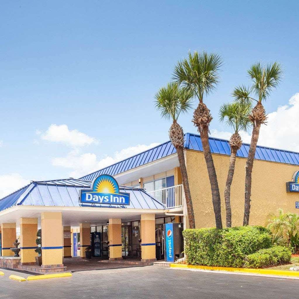 Days Inn by Wyndham Orlando Downtown | 3300 S Orange Blossom Trail, Orlando, FL 32839 | Phone: (407) 422-4521