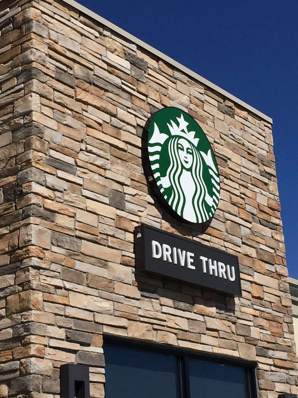 Starbucks | 1535 Rocky Mountain Ave, Loveland, CO 80538, USA | Phone: (970) 461-7728