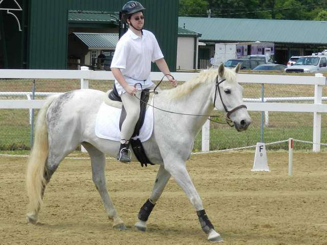 Great and Small Therapeutic Riding | 17320 Moore Rd, Boyds, MD 20841, USA | Phone: (301) 349-0075