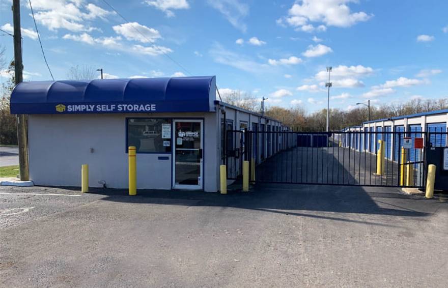 Simply Self Storage | 3171 S High St, Columbus, OH 43207 | Phone: (614) 491-5090