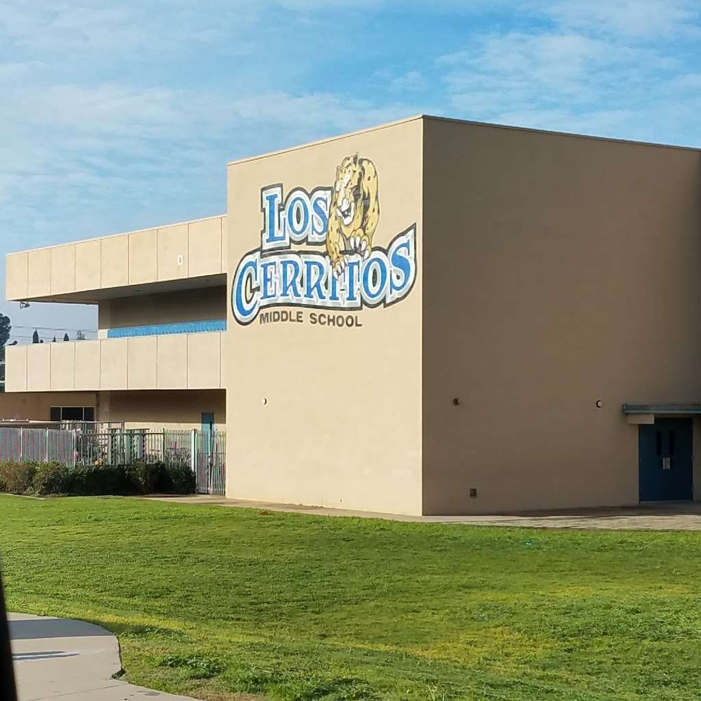 The Los Cerritos Middle School | 2100 E Avenida De Las Flores, Thousand Oaks, CA 91362, USA | Phone: (805) 492-3538