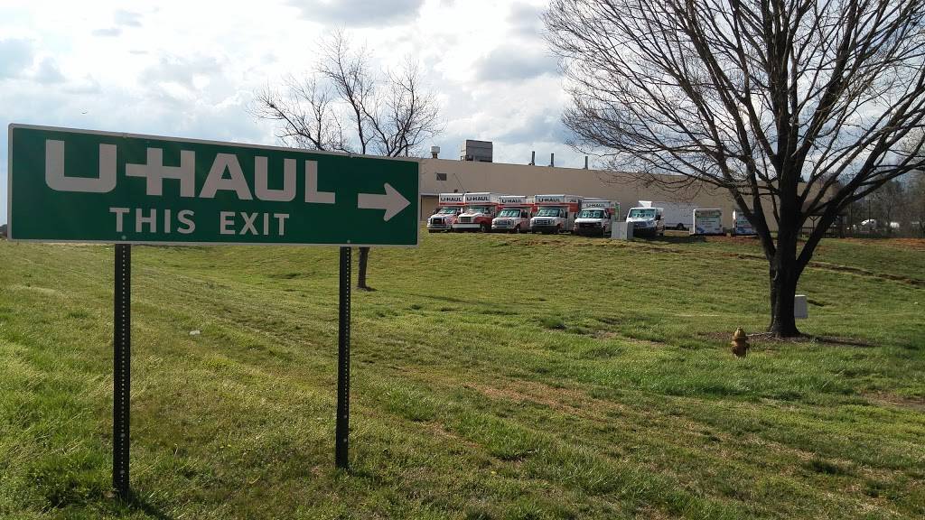 U-Haul Moving & Storage at Statesville Road | 3001 Boxmeer Dr, Charlotte, NC 28269, USA | Phone: (704) 900-1311