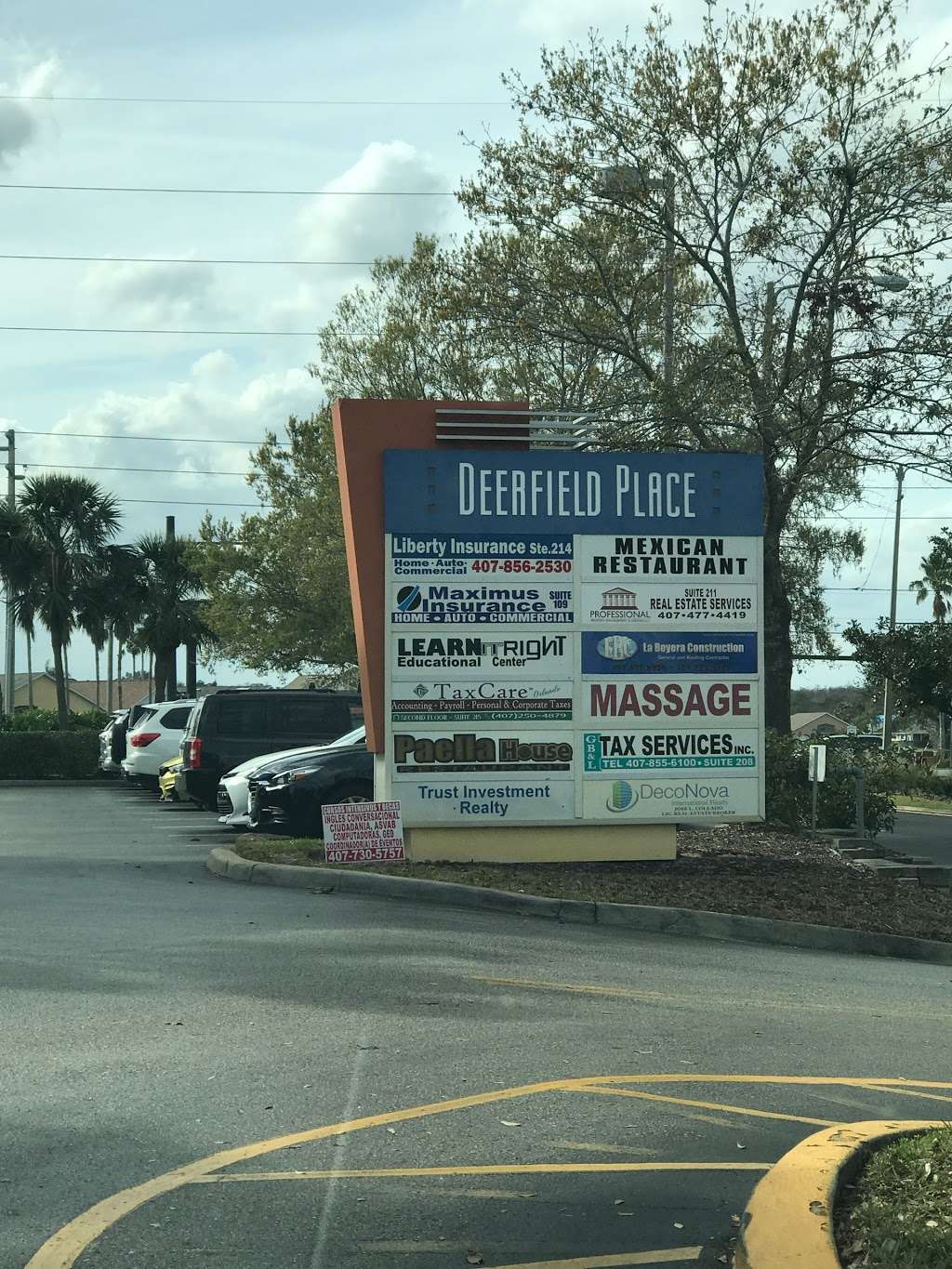 Deerfield Shopping Center | 12100 S John Young Pkwy, Orlando, FL 32837