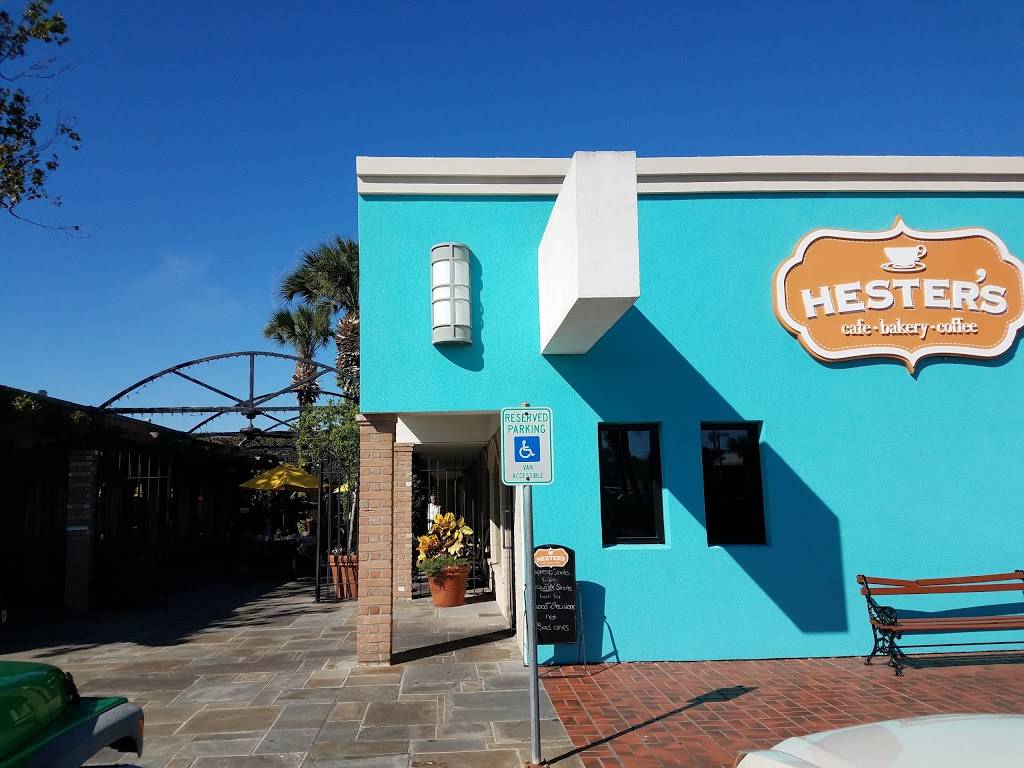 Hesters Cafe Lamar Park | 3812 S Alameda St, Corpus Christi, TX 78411, USA | Phone: (361) 855-1892