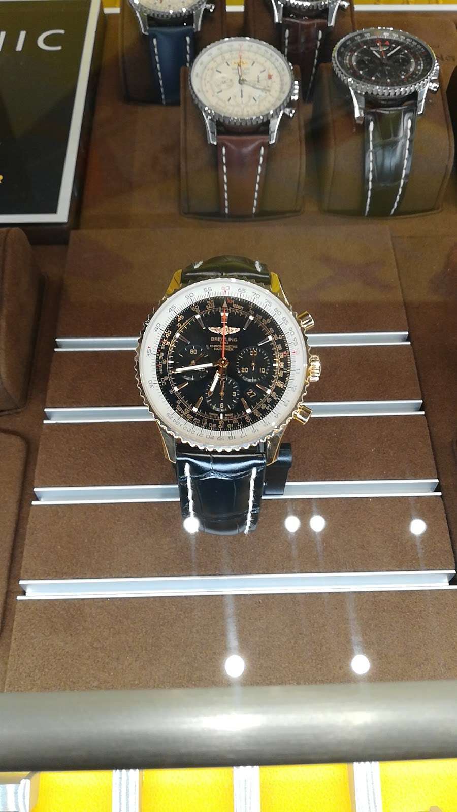 Breitling Boutique | MGM, 101 MGM National Ave, Oxon Hill, MD 20745 | Phone: (301) 839-6000