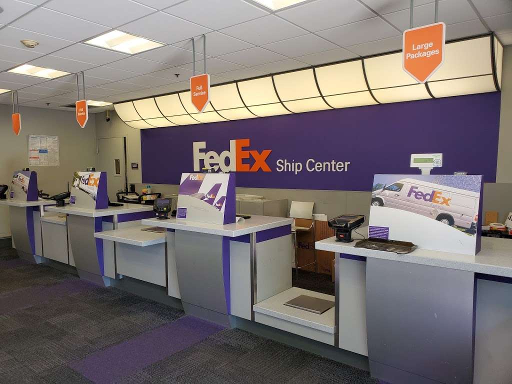 FedEx Ship Center | 710 Dado St, San Jose, CA 95131, USA | Phone: (800) 463-3339
