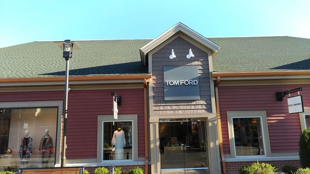 TOM FORD Woodbury - 830 Grapevine Ct, Central Valley, NY 10917