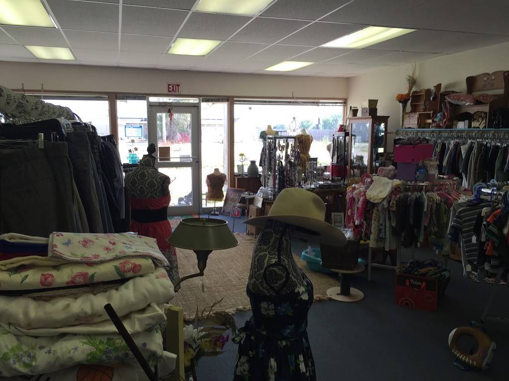 Fashion and Treasures | 630 W P St, Lincoln, NE 68528, USA | Phone: (402) 802-5646