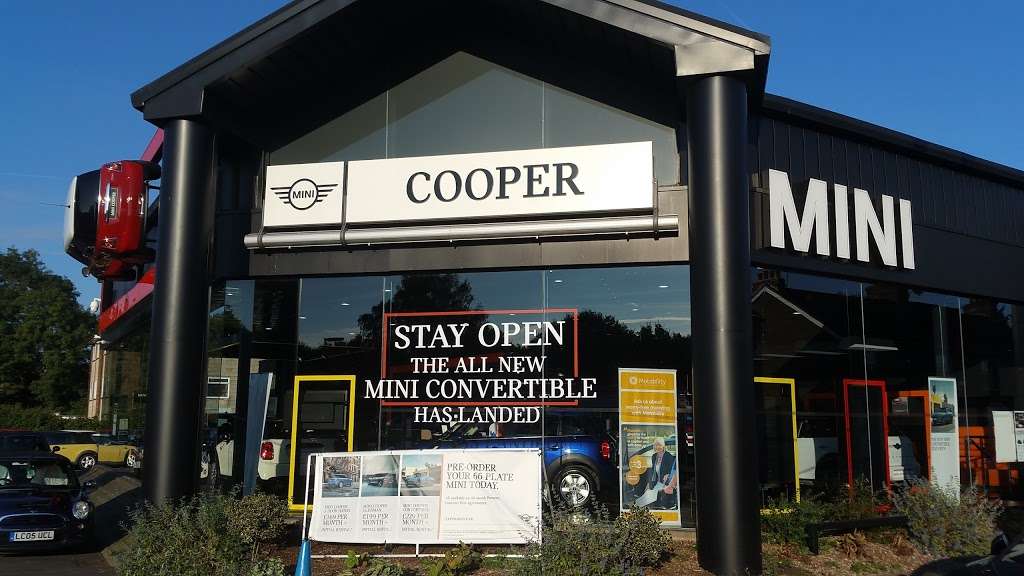 Cooper BMW Banstead | Brighton Rd, Banstead, Tadworth KT20 6BU, UK | Phone: 01737 749514