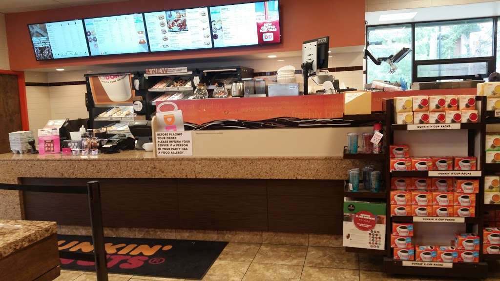 Dunkin Donuts | 1 Lakeview Dr S, Gibbsboro, NJ 08026 | Phone: (856) 435-6300