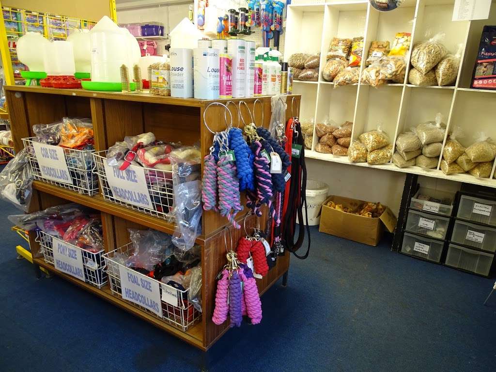 Glovers Tack Shop | Hartley Bottom Farm Cottages, Hartley Bottom Rd, Hartley, New Ash Green, Longfield DA3 8LJ, UK | Phone: 01474 872970