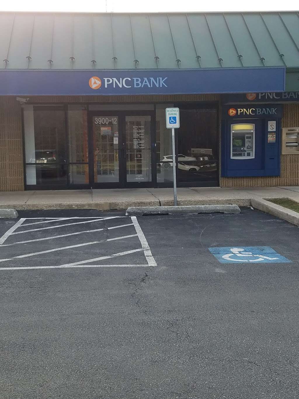 PNC Bank | 3900-12 Ten Oaks Rd, Glenelg, MD 21737, USA | Phone: (410) 531-5355