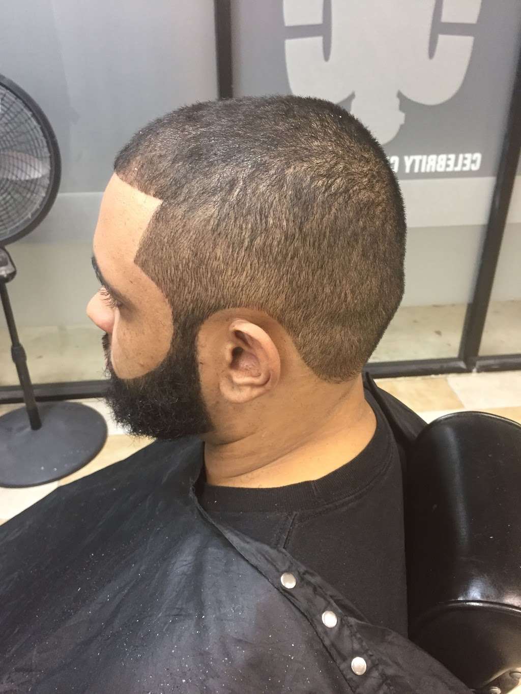 Celebrity Cuts & Styles Barbershop | 1442 N state rd 7 (inside trizek village plaza next to dominos, Margate, FL 33063 | Phone: (954) 971-7177