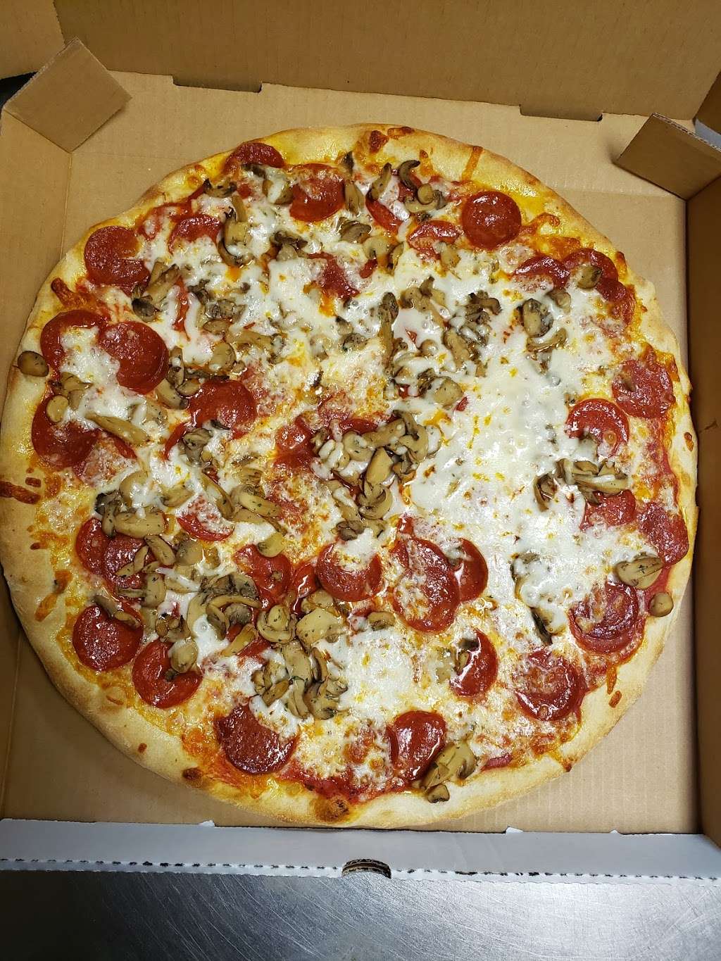 Brothers Pizza | 18 Ship Shopping Center, Shippensburg, PA 17257, USA | Phone: (717) 530-1732