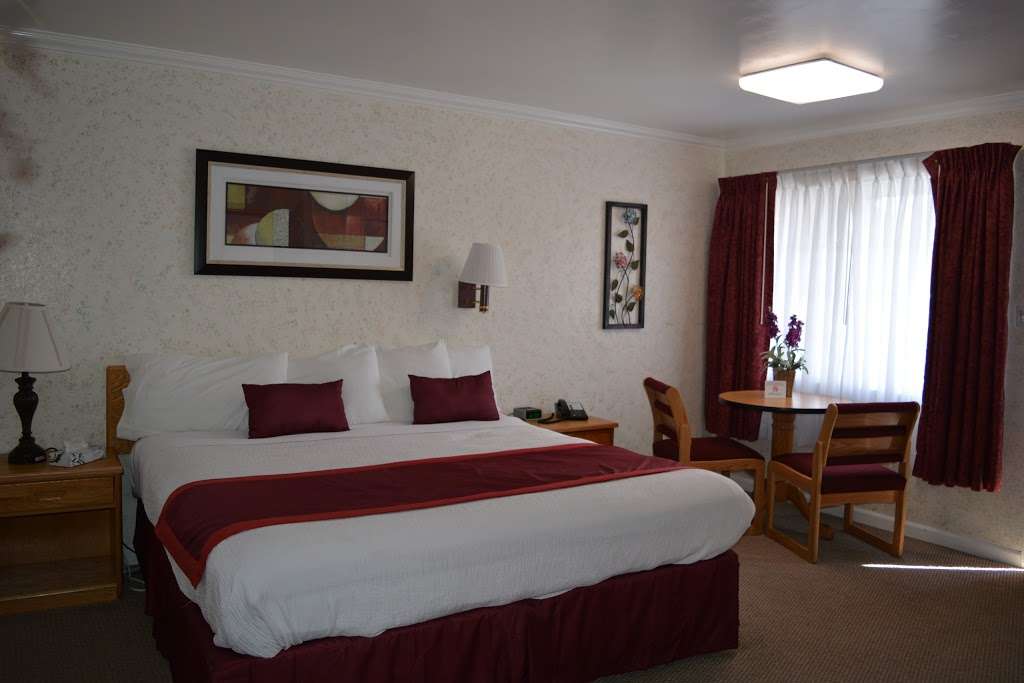 Travelers Inn | 100 Hickey Blvd, South San Francisco, CA 94080, USA | Phone: (650) 755-9556