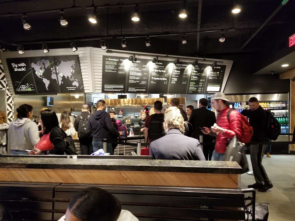 Shake Shack | Terminal 3 Gate 34 Los Angeles CA 90045 US, Los Angeles International Airport (LAX), 1 World Way, Los Angeles, CA 90045, USA