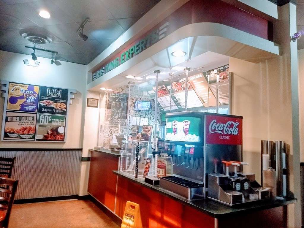Wingstop in 11315 S Figueroa St Ste 110, Los Angeles, CA 90061, USA