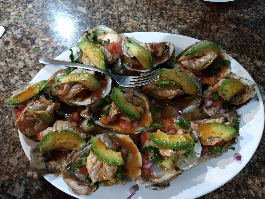 Mariscos Las Playitas | 10957 W Buckeye Rd, Cashion, AZ 85329, USA | Phone: (623) 907-1301