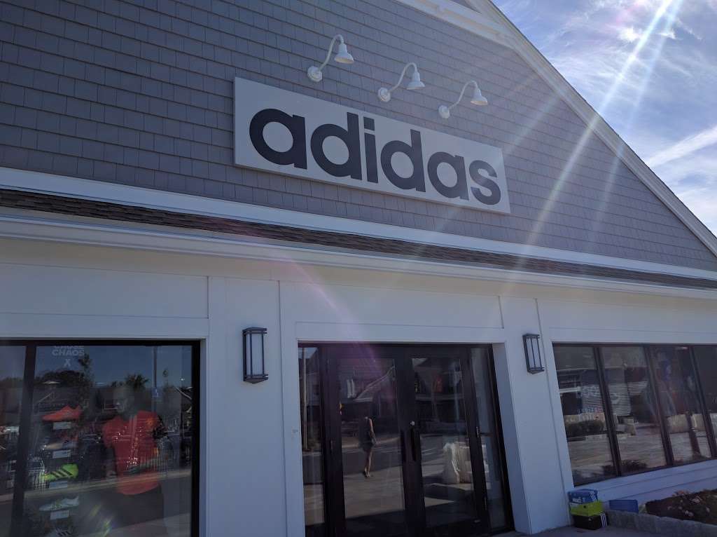 adidas Outlet | 498 Red Apple Ct #422, Central Valley, NY 10917, USA | Phone: (845) 928-7740