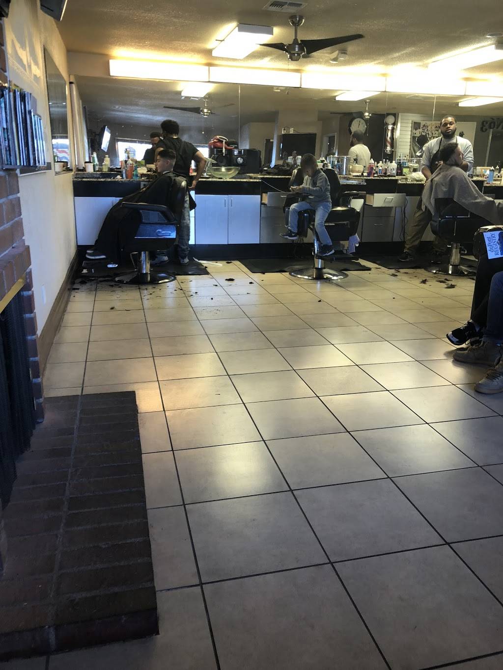 Platinum Cuts Barber Shop | 5485 S Eastern Ave, Las Vegas, NV 89119, USA | Phone: (702) 614-5290