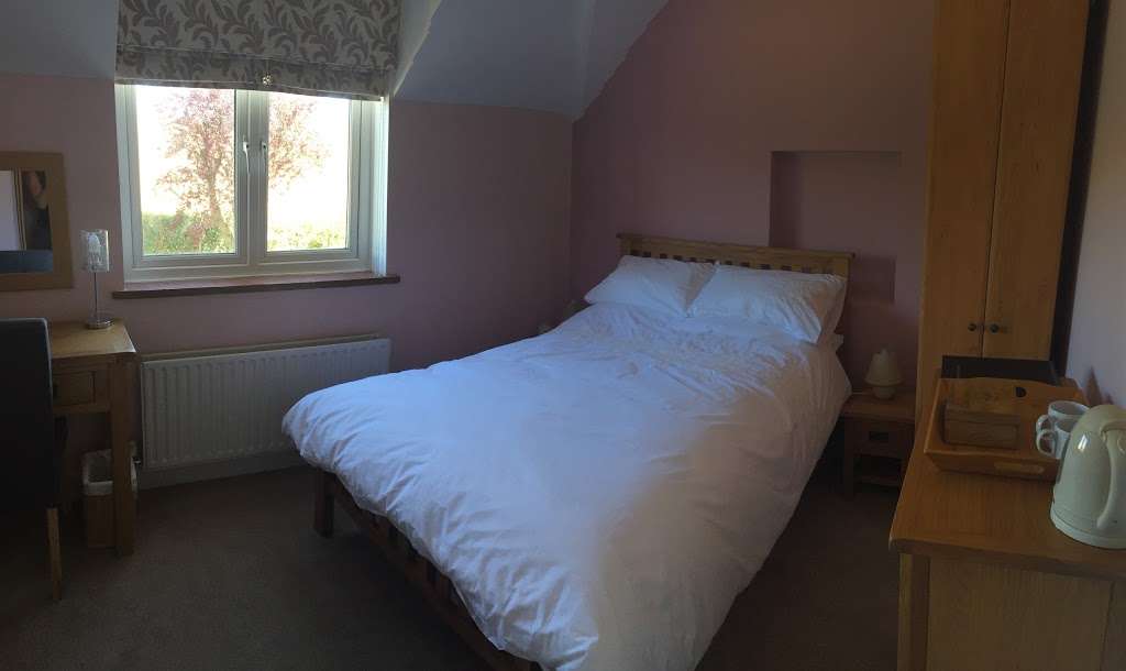 Orange Hill Cottage Bed & Breakfast | Hartley Bottom Rd, Hartley, Longfield DA3 8LB, UK | Phone: 01474 702613