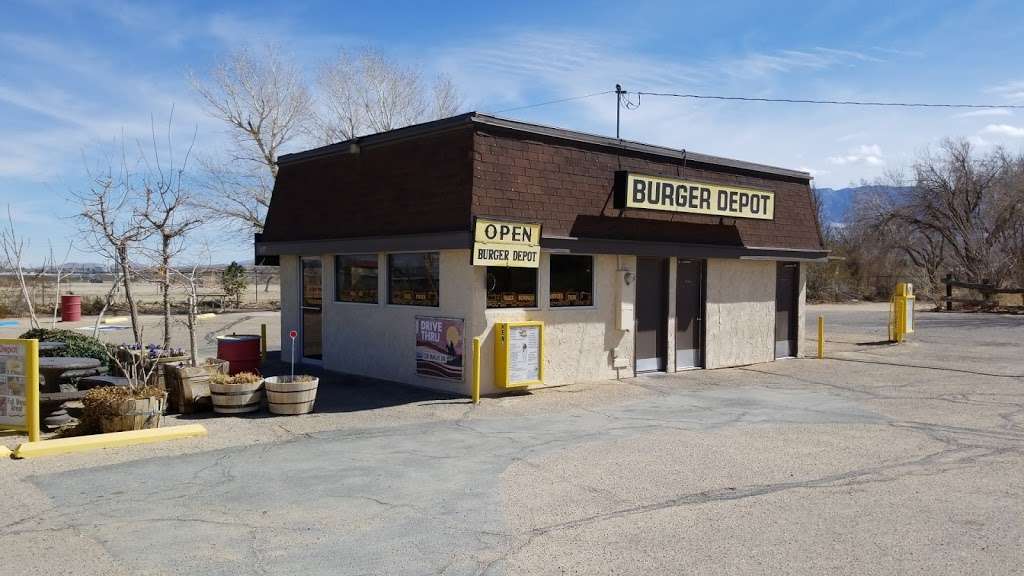 Burger Depot | 31337 CA-18, Lucerne Valley, CA 92356, USA | Phone: (760) 248-6576