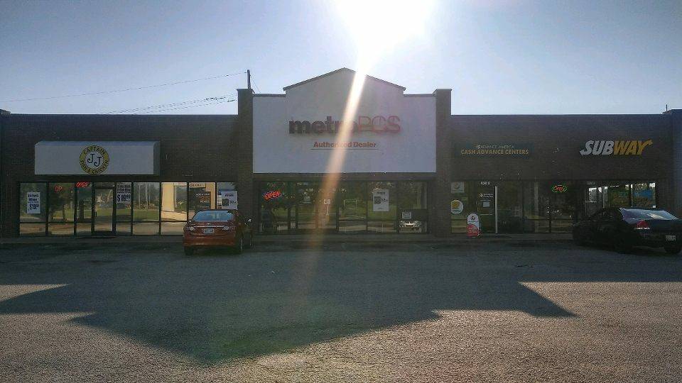 Metro by T-Mobile | 450 Stateline Rd W Unit D, Southaven, MS 38671, USA | Phone: (662) 510-5655