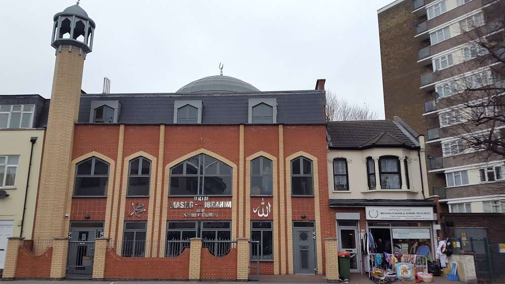 Masjid Ibrahim & Islamic Centre | 721-723 Barking Rd, London E13 9EU, UK | Phone: 07794 852646