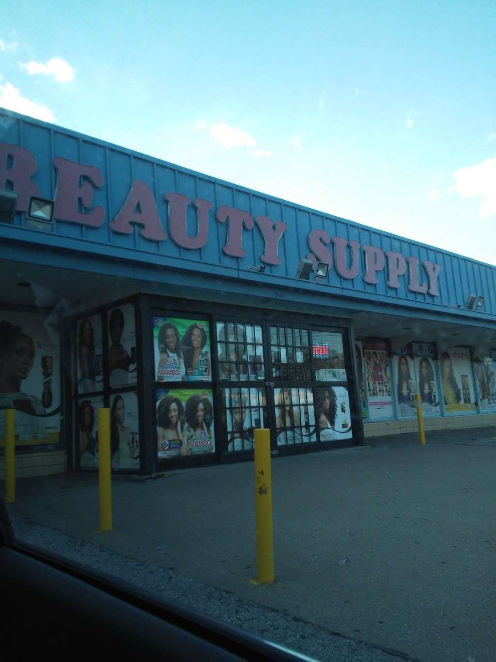 A Q Beauty Supply | 3136 N Stadium Dr, Kansas City, MO 64128 | Phone: (816) 861-7068