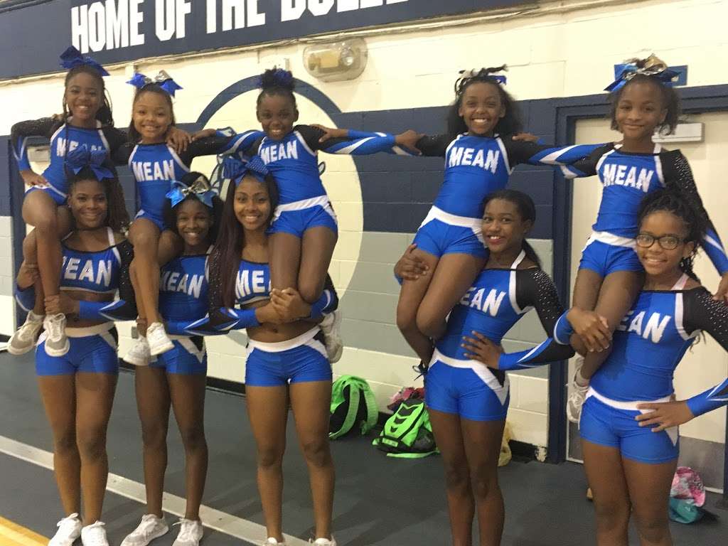 Meanstreets Elite Cheerleading | 269 W 154th St, South Holland, IL 60473, USA | Phone: (708) 559-4879