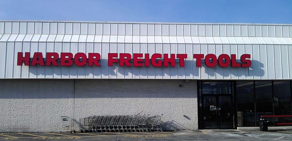 Harbor Freight Tools | 7102 Fairlane Village Mall, Pottsville, PA 17901, USA | Phone: (570) 628-2756