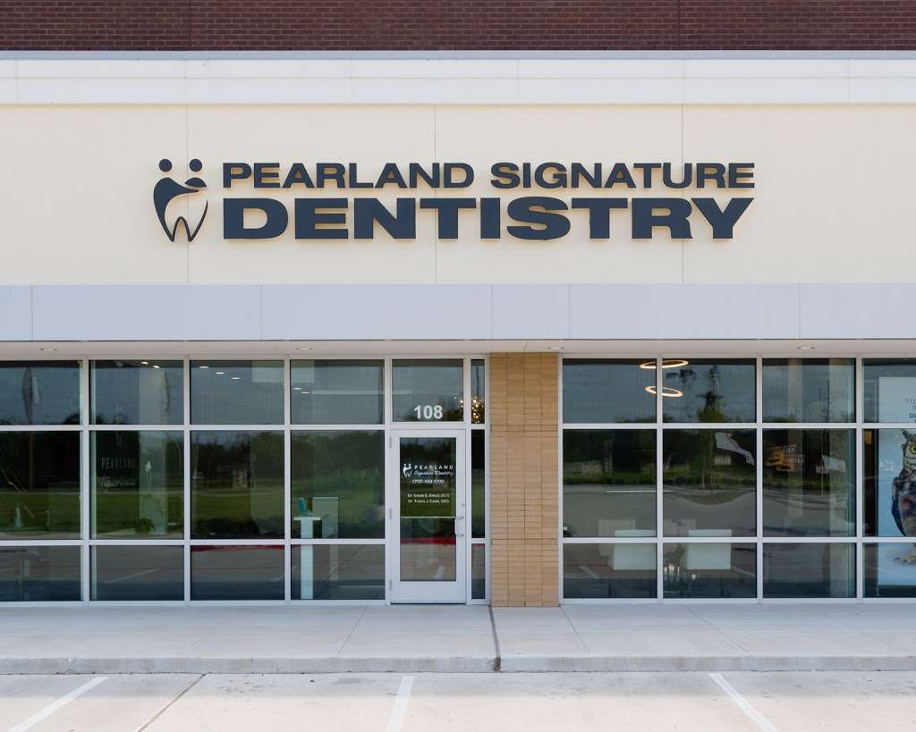 Pearland Signature Dentistry | 3609 Business Center Dr #108, Pearland, TX 77584, USA | Phone: (713) 434-1200