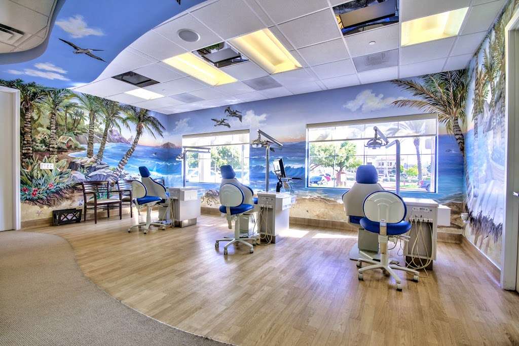 Temecula Pediatric Dentistry: Daniel L. Smith, DMD | 31560 Rancho Pueblo Rd #100, Temecula, CA 92592, USA | Phone: (951) 302-2300