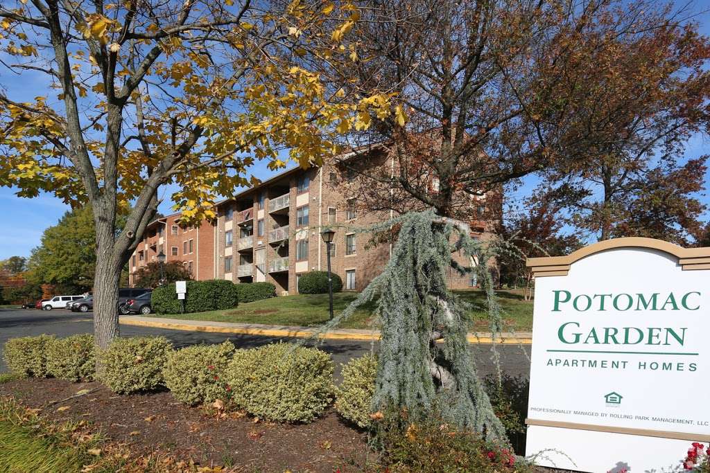 Potomac Garden Apartments | 1300 Sanderson Dr, Sterling, VA 20164, USA | Phone: (703) 430-9588
