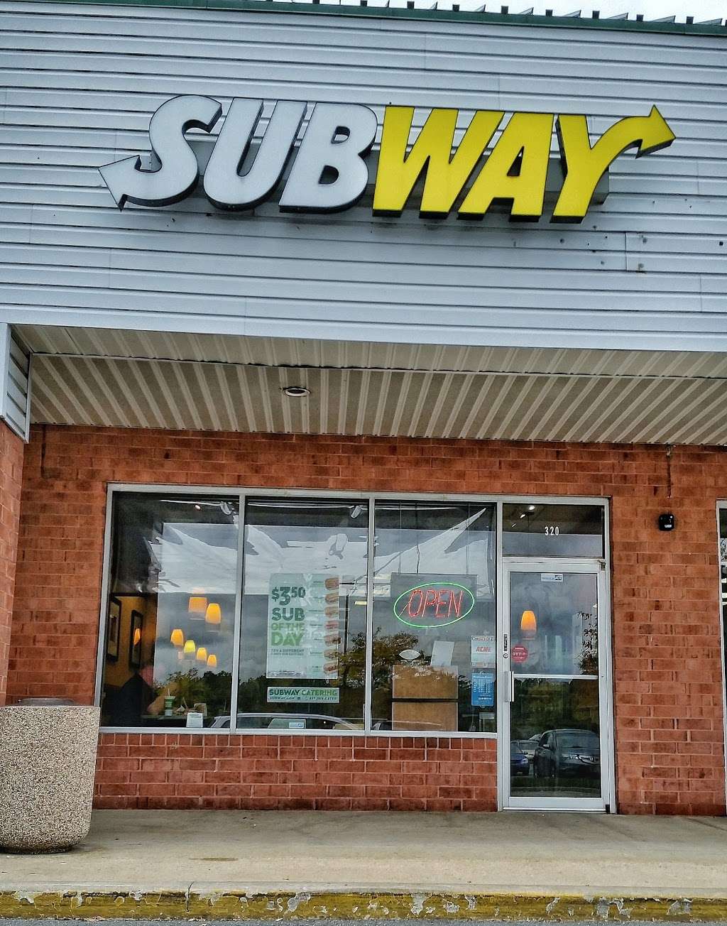 Subway | 320 Suburban Dr, Newark, DE 19711, USA | Phone: (302) 533-5301