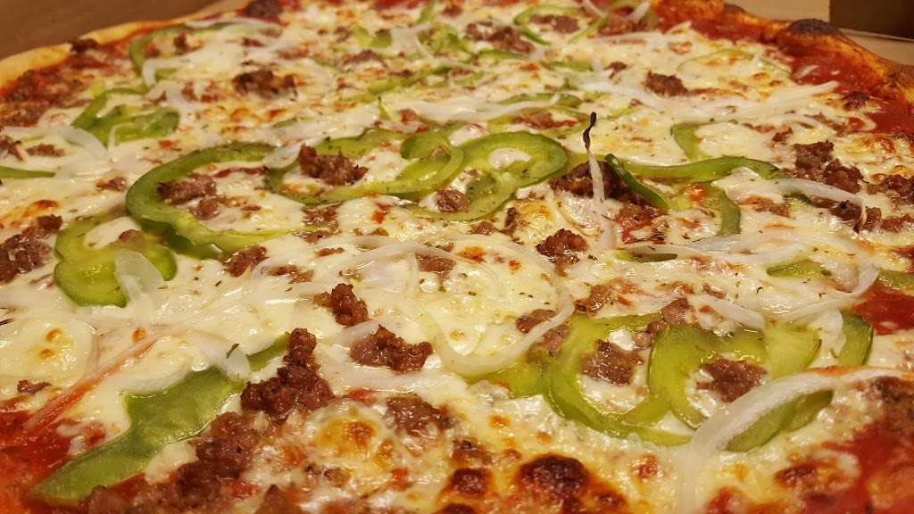 Vitos Pizza & Beer | 1734 S Queen St, York, PA 17403, USA | Phone: (717) 843-1143