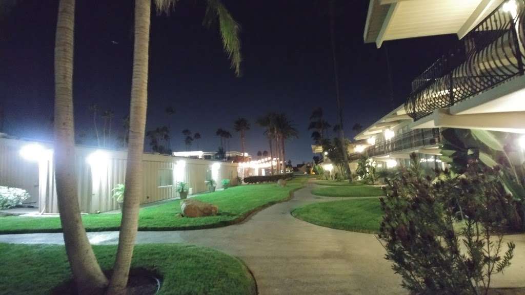 Ramada Hotel & Conference Center by Wyndham San Diego North | 5550 Kearny Mesa Rd, San Diego, CA 92111, USA | Phone: (858) 278-0800