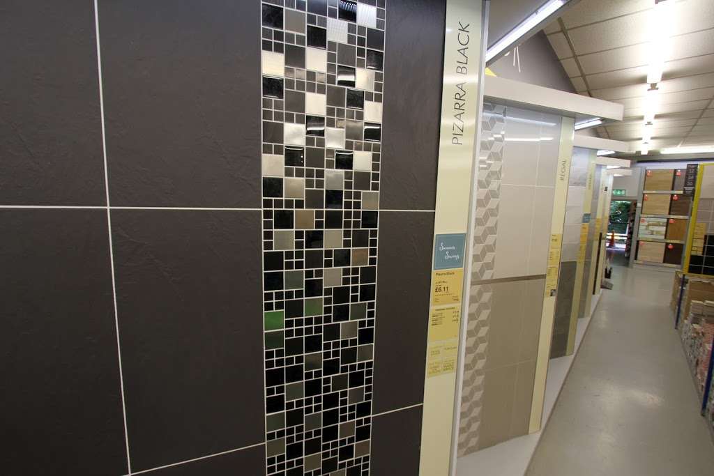 Topps Tiles Harlow | Unit 2 Oaks Retail Park, Howard Way, Harlow CM20 2AB, UK | Phone: 01279 454348