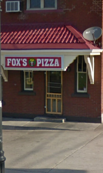 Foxs pizza den | 710 Broadway Blvd, Pitcairn, PA 15140, USA | Phone: (412) 372-6996