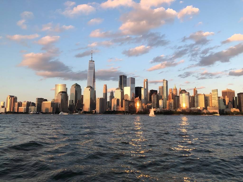 Sailing Islander NYC | Liberty Landing Marina, 80 Audrey Zapp Dr, Jersey City, NJ 07305, United States | Phone: (646) 866-8549