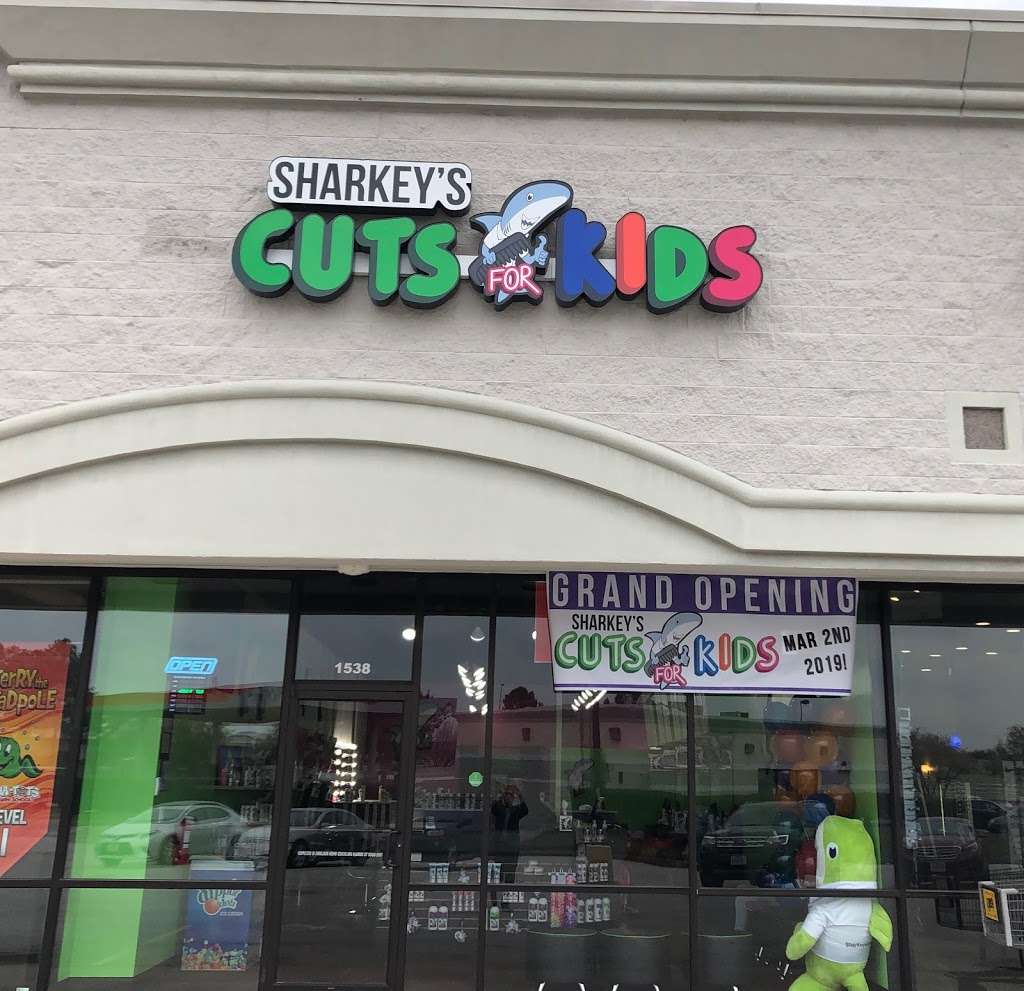 Sharkeys Cuts for Kids | 1538 West Grand Parkway South, Katy, TX 77494, United States | Phone: (832) 437-0296